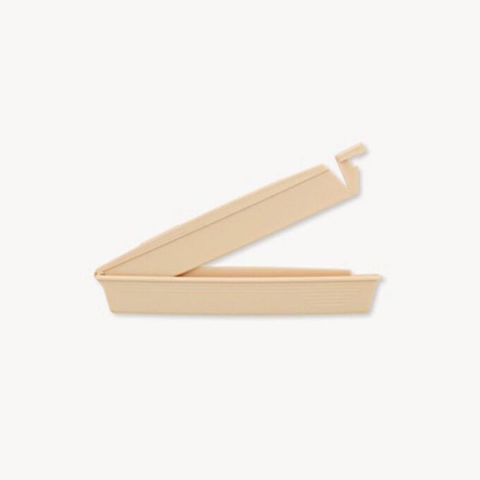 Drainable shop pouch clamp